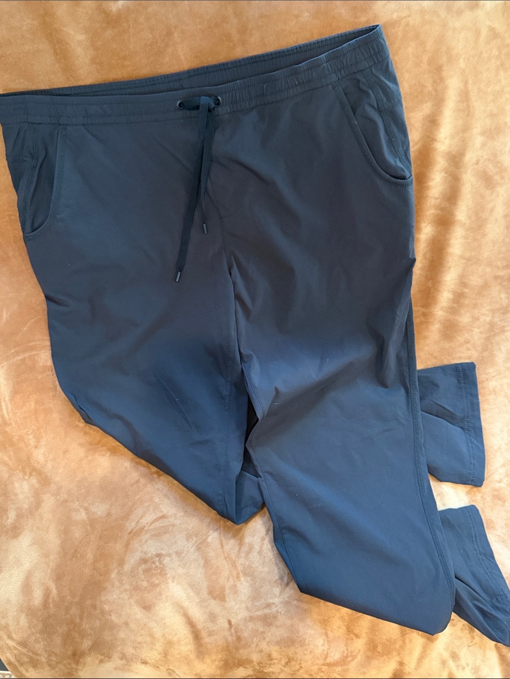 Women’s Eddie Bauer Black Dry Wick Stretch Drawstring Jogger Pants Size 18